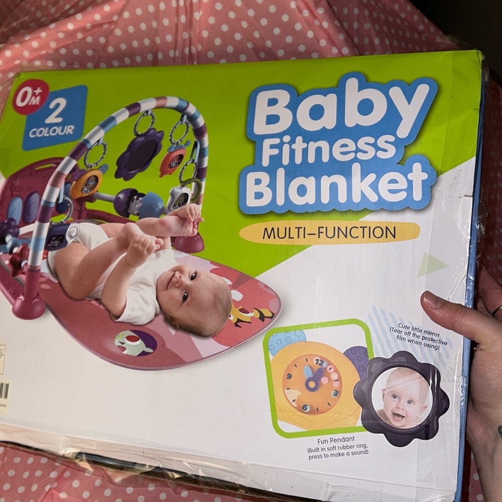 Baby play Matt